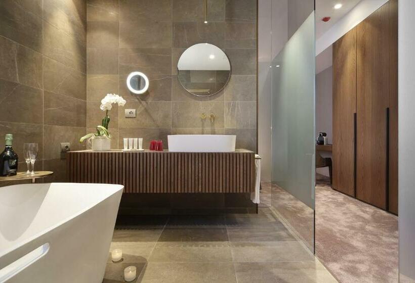 غرفة بريميوم, Grand Hotel Campione