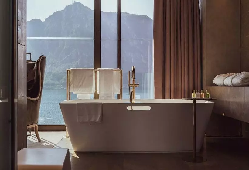 スイート, Grand Hotel Campione
