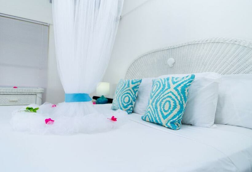 خانه 1 خوابه, Anchorage Yacht Club