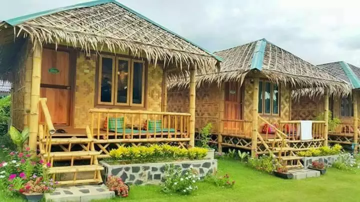 کابین, Bamboo House Resort