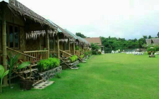 كابينة, Bamboo House Resort