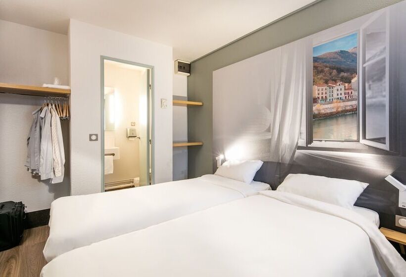 חדר סטנדרט לארבעה, B&b Hotel Grenoble Université 1