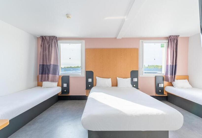 4인용 스탠다드 룸, B&b Hotel Lieusaint Carré Sénart