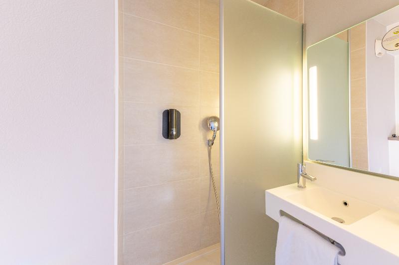 Номер Стандарт, B&b Hotel Lieusaint Carré Sénart