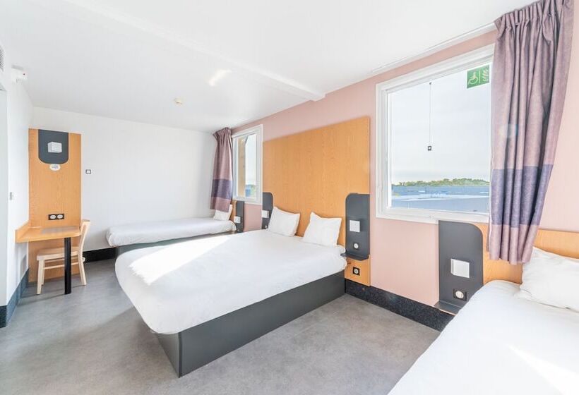 4인용 스탠다드 룸, B&b Hotel Lieusaint Carré Sénart