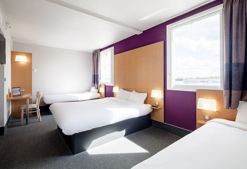 Четырехместный Номер Стандарт, B&b Hotel Lieusaint Carré Sénart