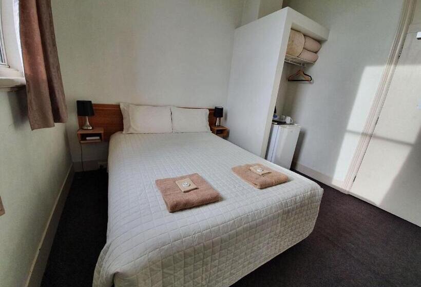 Номер Стандарт, Empire Hotel Goulburn