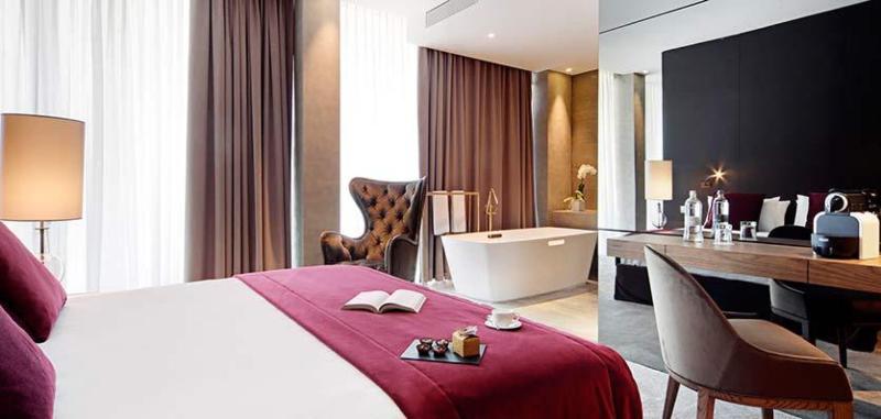 جناح, Grand Hotel Campione