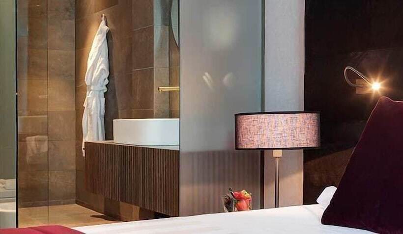 חדר פרמיום, Grand Hotel Campione