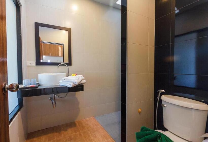 جناح مطلّ علي حمام السباحة, Happy Eight Resort Sha