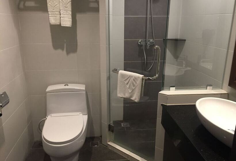 غرفة ديلوكس, Lazenda