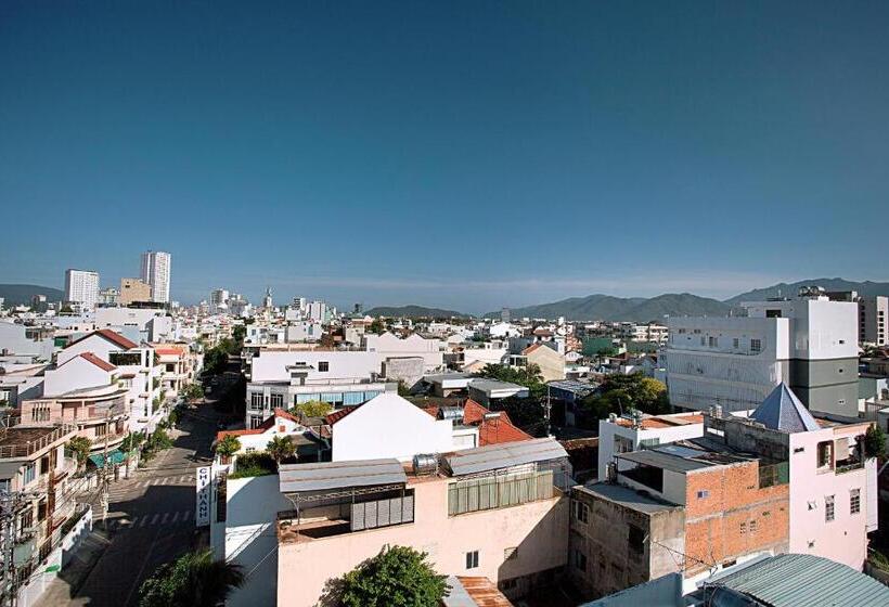 اتاق لوکس خانوادگی, Rex Hotel & Apartment