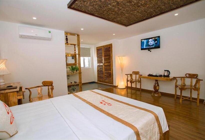 استودیوی استاندارد, Rex Hotel & Apartment