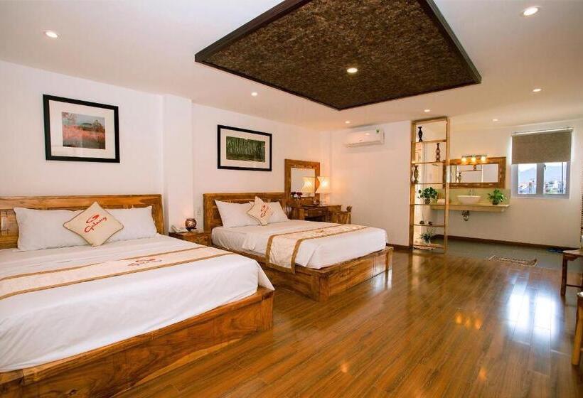 استودیوی استاندارد, Rex Hotel & Apartment