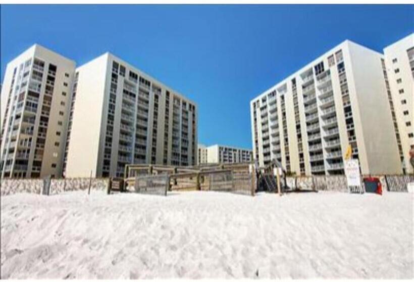 דירת שני חדרים, Shoreline Towers 3104