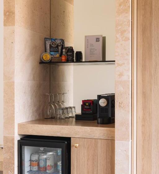 スタンダードルーム, Sorrento