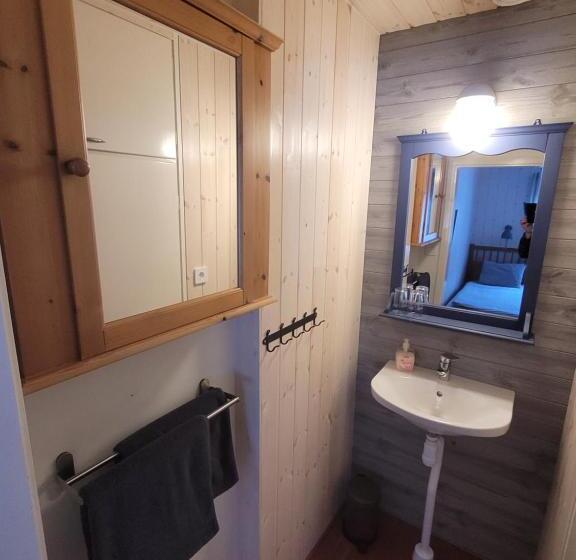 Номер Стандарт Совместная Ванная, Wärdshuset Klarälvdalen