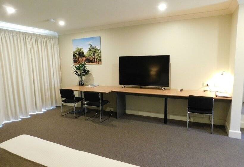 디럭스 스위트, Alexander Cameron Suites