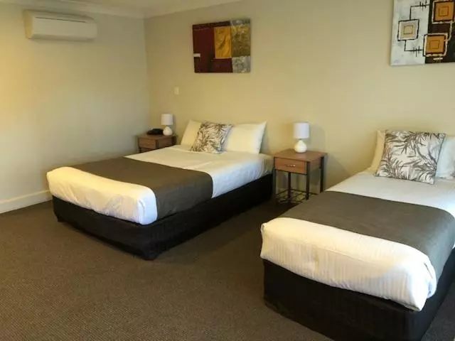 スタンダードルーム, Alexander Cameron Suites