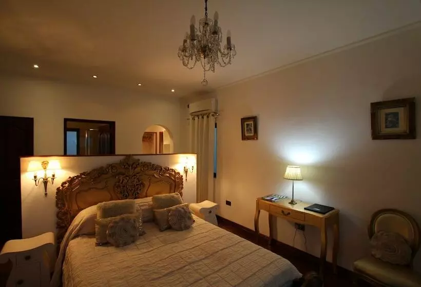 اتاق لوکس, Petit Amour Villa