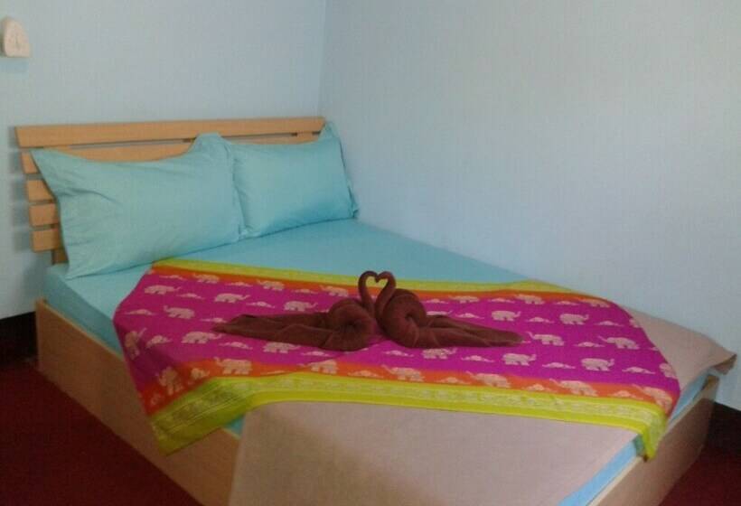 Номер Стандарт, Baan Mook Anda Hostel