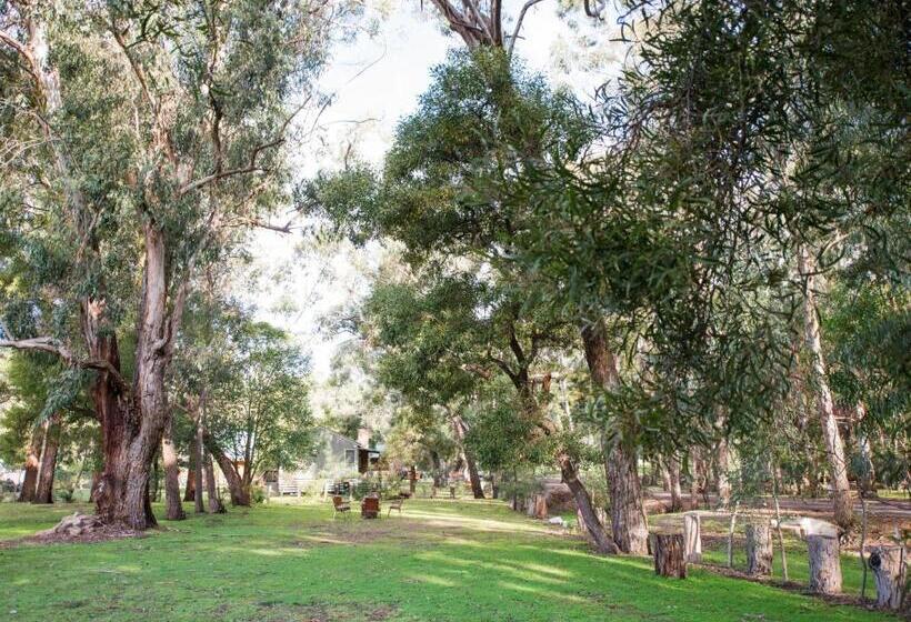 经济房, Gariwerd Motel