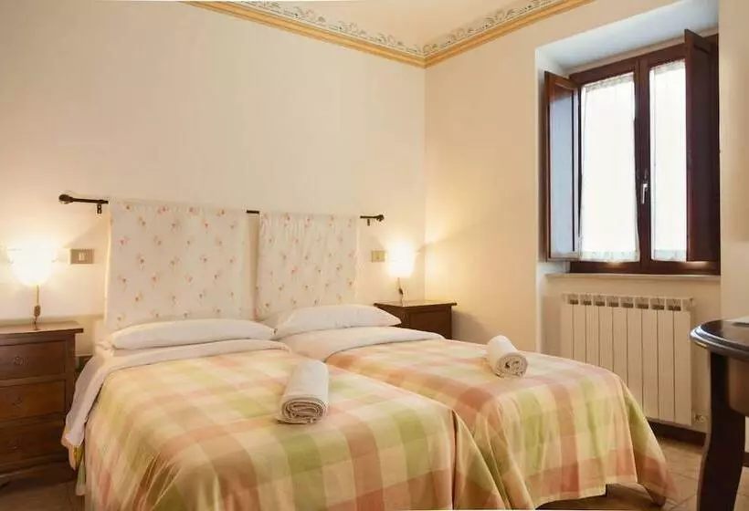 Sviitti 2 Makuuhuonetta, Albergo Rocca Ranne