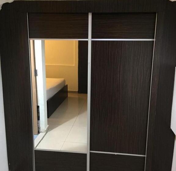 غرفة قياسية, Bintang Indah