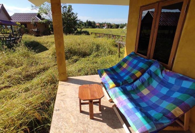 חדר סופריור, Country Retreat