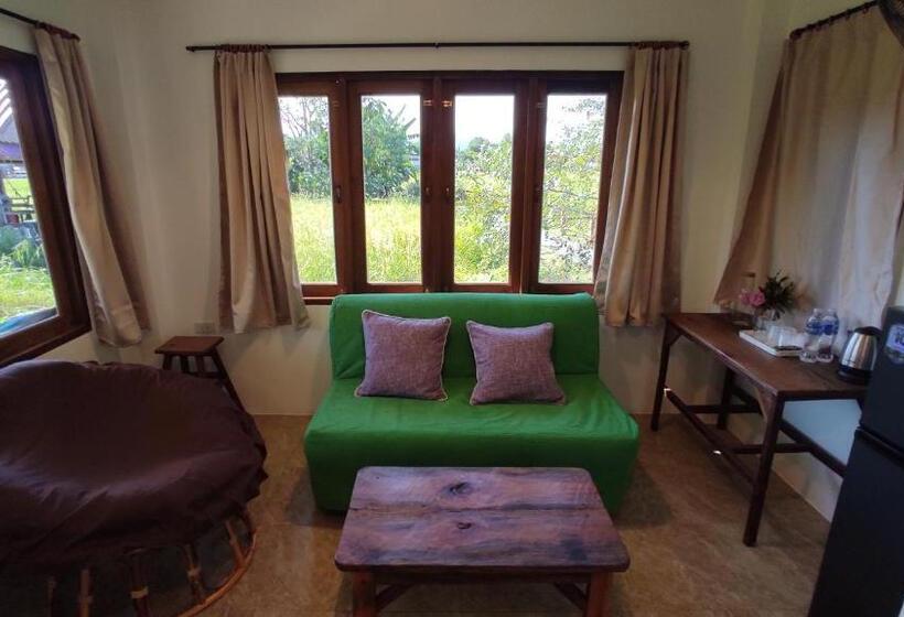 اتاق سوپریور, Country Retreat