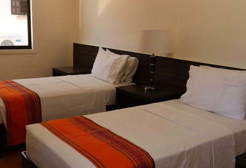 سوییت جونیور, Domicilio Lorenzo