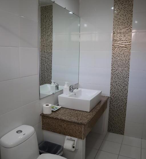 ジュニアスイート, Domicilio Lorenzo