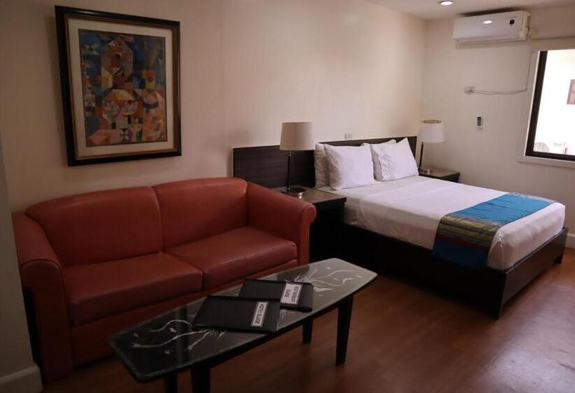 ジュニアスイート, Domicilio Lorenzo