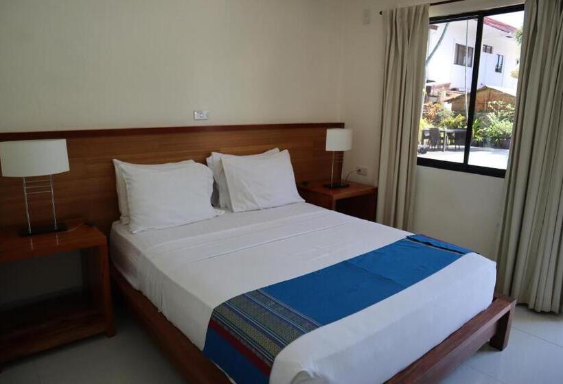 デラックスルーム, Domicilio Lorenzo