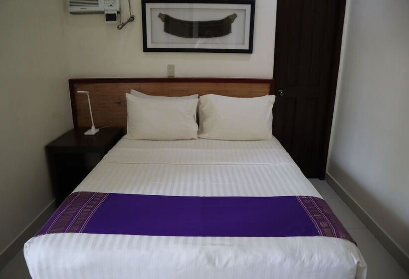 اتاق لوکس, Domicilio Lorenzo