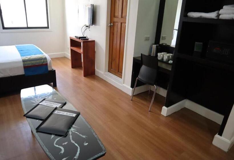 سوییت جونیور, Domicilio Lorenzo