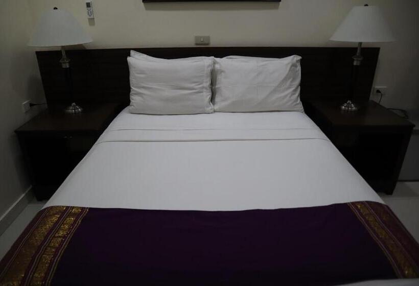 ガーデンビュースーペリアールーム, Domicilio Lorenzo