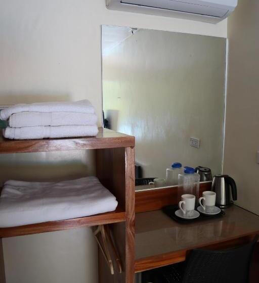 اتاق لوکس, Domicilio Lorenzo