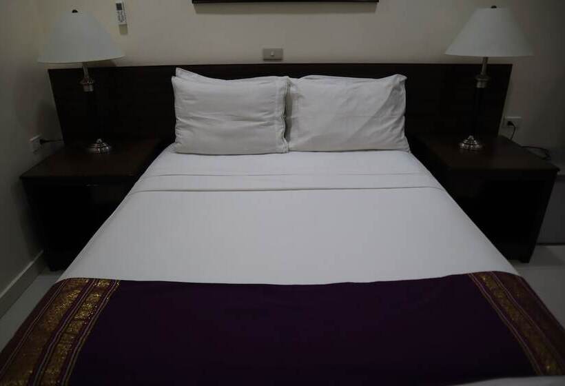 ガーデンビュースーペリアールーム, Domicilio Lorenzo