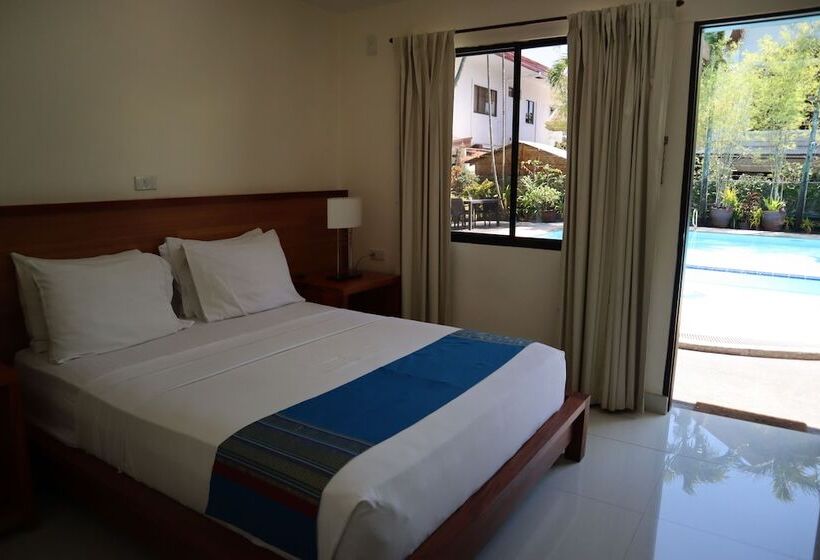 اتاق لوکس, Domicilio Lorenzo