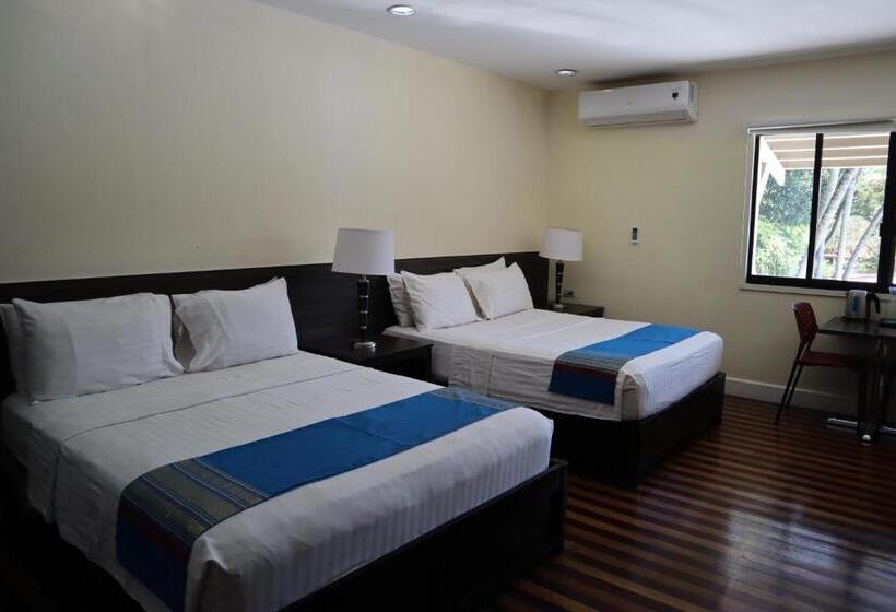 سوییت جونیور, Domicilio Lorenzo