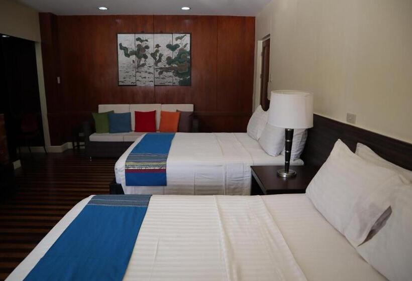 سوییت جونیور, Domicilio Lorenzo