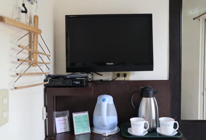 اتاق لوکس, Domicilio Lorenzo