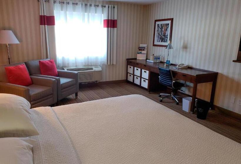 اتاق کلاسیک با تخت دونفره, Prestige Prince George Lodge