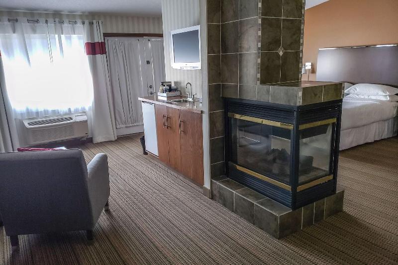 سوئیت اجرایی با تخت کینگ, Prestige Prince George Lodge