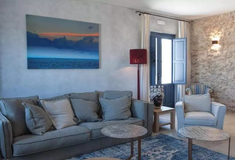3 Bedroom Suite, Masseria Della Volpe