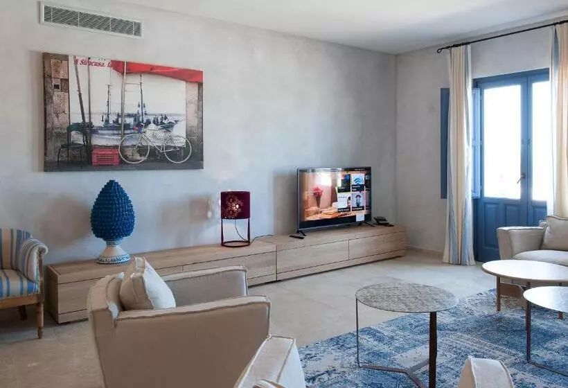 3 Bedroom Suite, Masseria Della Volpe