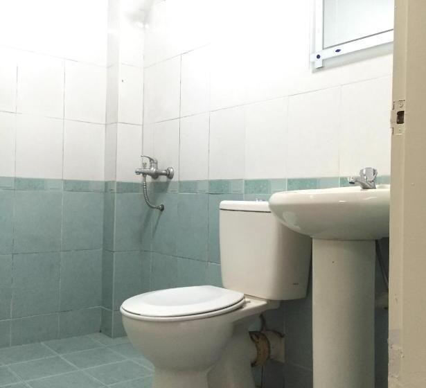 غرفة قياسية, Raja Inn