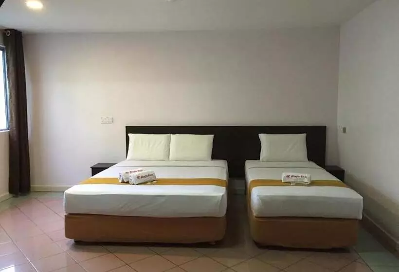 اتاق سوپریور سه تخته, Raja Inn