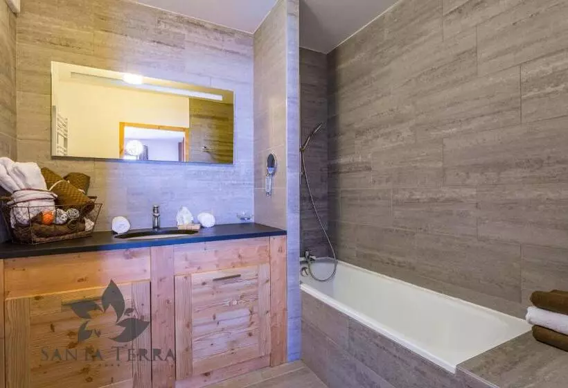 3 Bedroom Duplex Apartment, Résidence Santa Terra